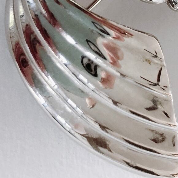 Vintage Signed Napier Brooch Silver Tone Mid Century Modernist Swirl Design Pin - Picture 10 of 11